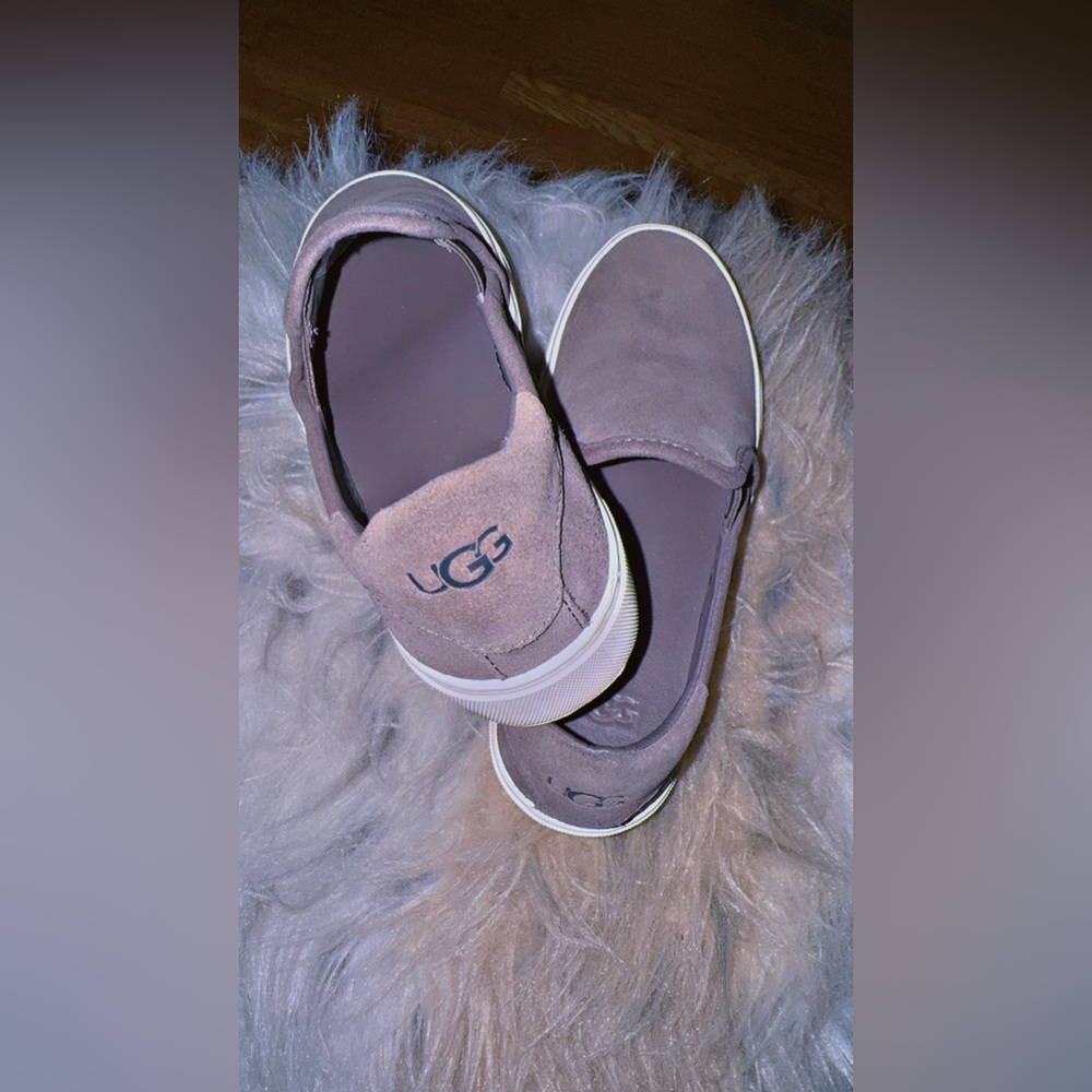 UGG Taupe Leather Interior